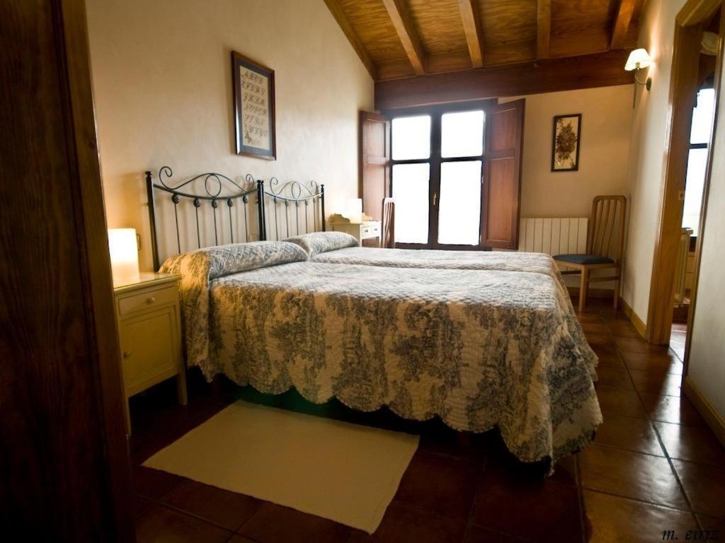 Casa Rural El Meson Брионес Екстериор снимка