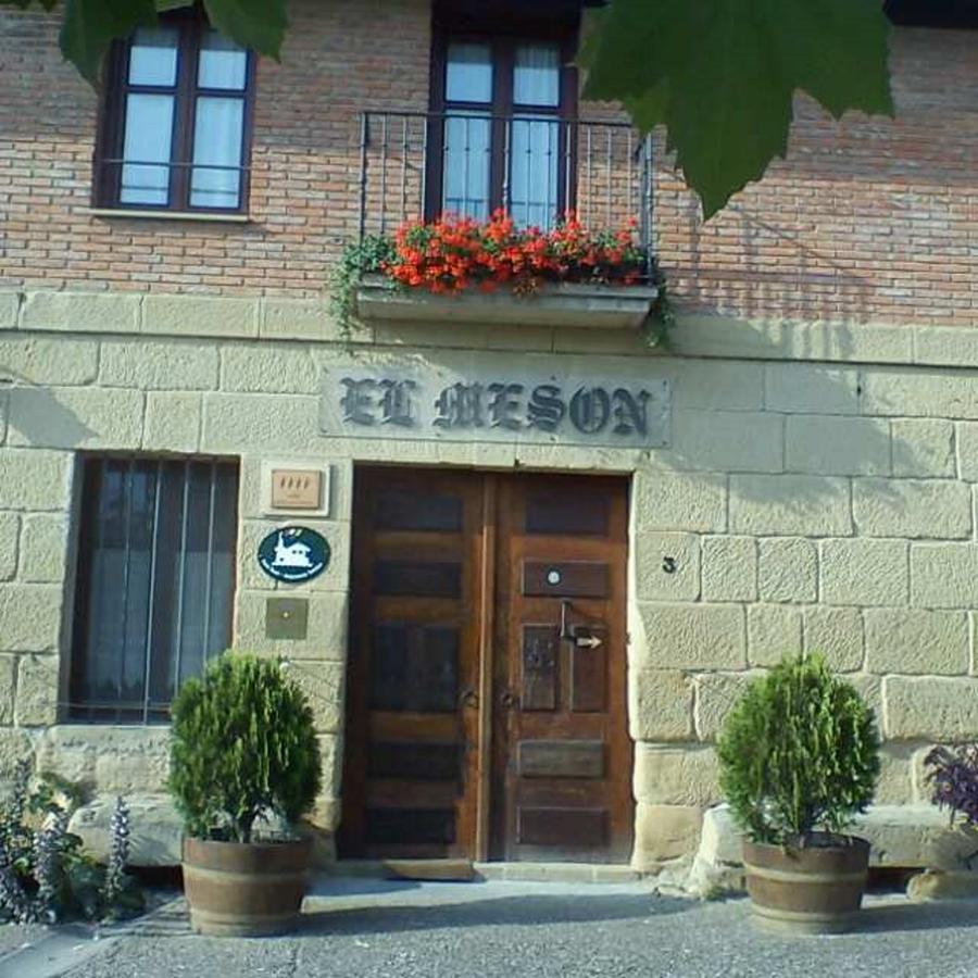 Casa Rural El Meson Брионес Екстериор снимка