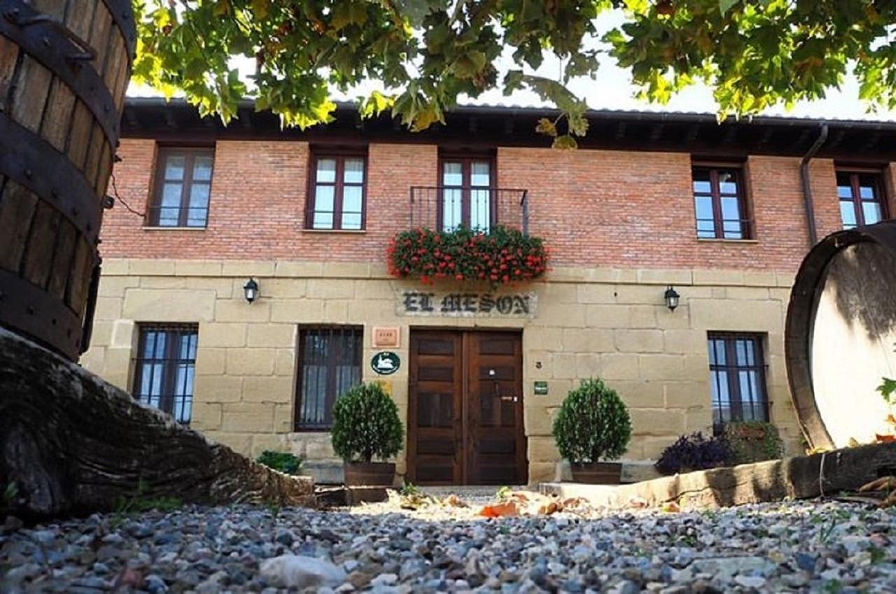 Casa Rural El Meson Брионес Екстериор снимка